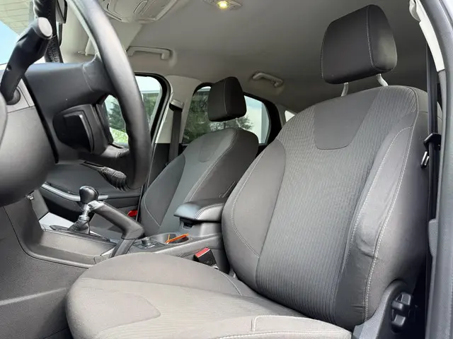Ford Focus 1.0 EcoBoost 5drs Titanium 2013 Benzine 9