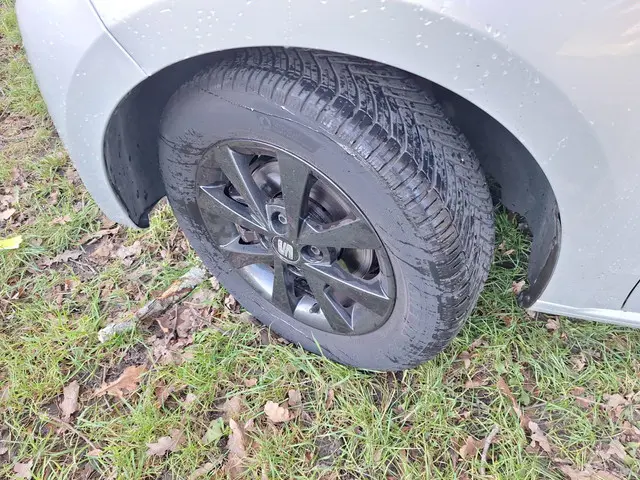 SEAT Mii 1.0 Style | Automaat | Zonnedak! 2013 Benzine 4