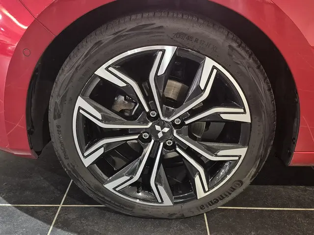 Mitsubishi Colt 1.0T Instyle 2024 Benzine 24