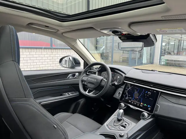 Lynk & Co 01 1.5 2023 Hybride Benzine 58