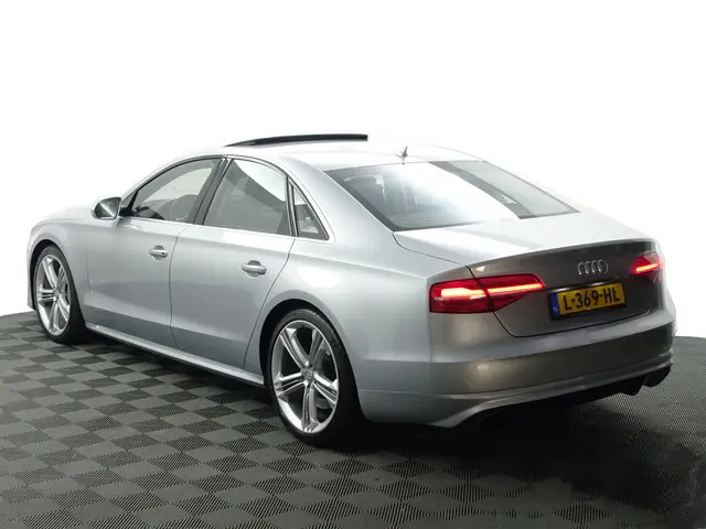Audi A8 4.0 TFSI S8 Quattro Design selection- 2015 Benzine 5