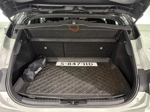 Toyota Corolla 2.0 Hybrid Dynamic 2019 Hybride Benzine 31