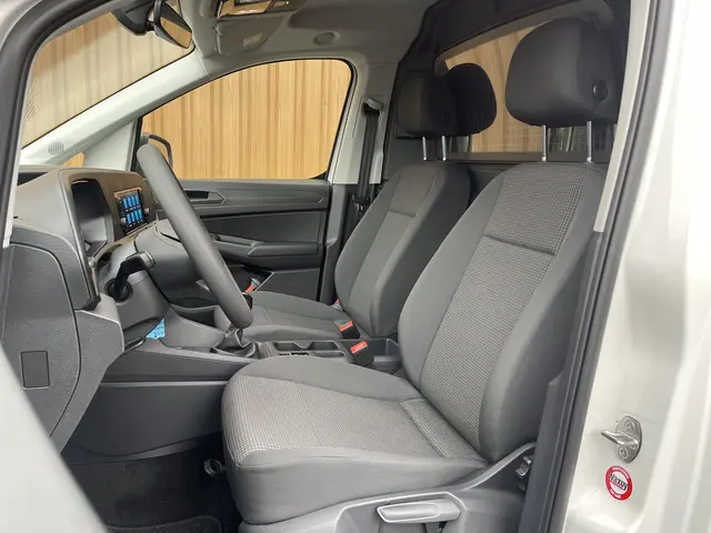 Volkswagen Caddy Cargo 2.0 TDI Comfort 2024 Diesel 9