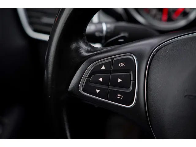 Mercedes-Benz GLE Coupé 400 4MATIC 2017 Benzine 51