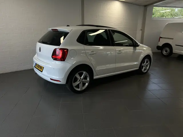 Volkswagen Polo 1.0 2015 Benzine 4