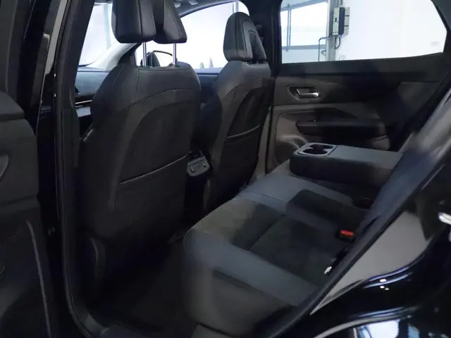 Nissan ARIYA 66 kWh Evolve 2024 Elektrisch 18