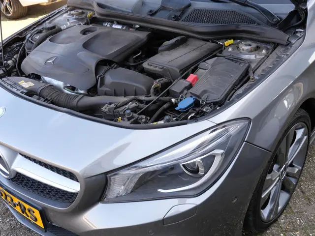 Mercedes-Benz CLA 200 Leder Xenon Pdc Led 2013 Benzine 18
