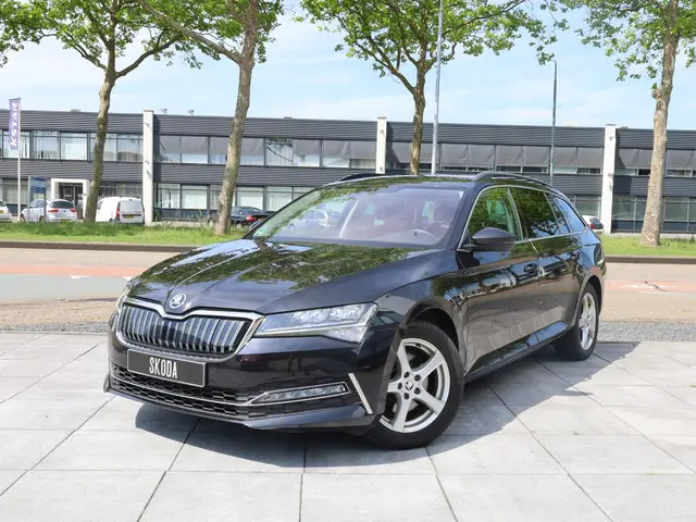 Škoda Superb Combi iV 1.4 TSI PHEV 2020 Hybride Benzine