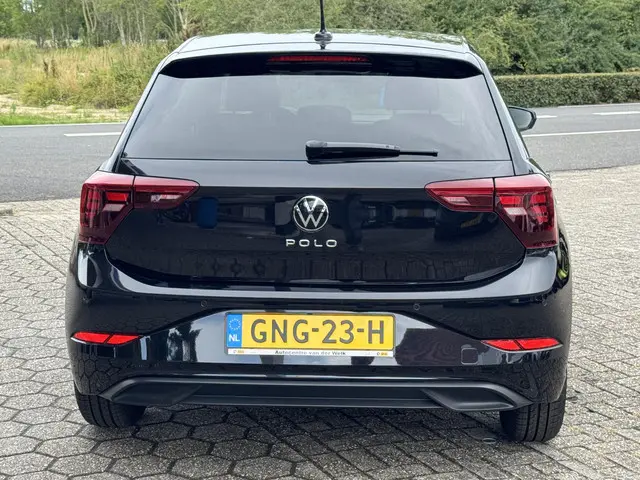 Volkswagen Polo 1.0 TSI Life Business 2023 Benzine 6