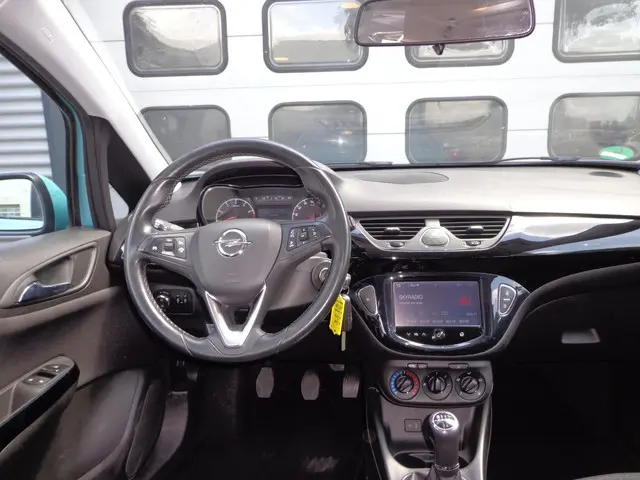 Opel Corsa 1.4 Edition 5-DRS ! AIRCO / 135.109 KM ! 2016 Benzine 8