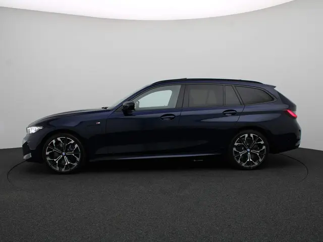 BMW 3 Serie Touring 330e 2024 Hybride Benzine 4