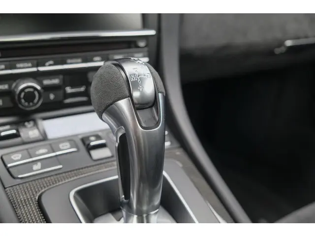 Porsche 911 3.8 GT3 476pk 2015 Benzine 42