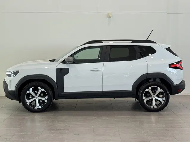 Dacia Duster 1.6 Hybrid 140 Journey 2025 Hybride Benzine 12