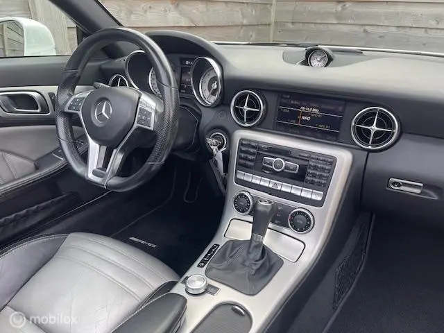 Mercedes-Benz SLK 200 2012 Benzine 21