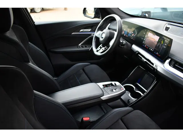 BMW X1 sDrive18i M-Sport 2025 Benzine 46