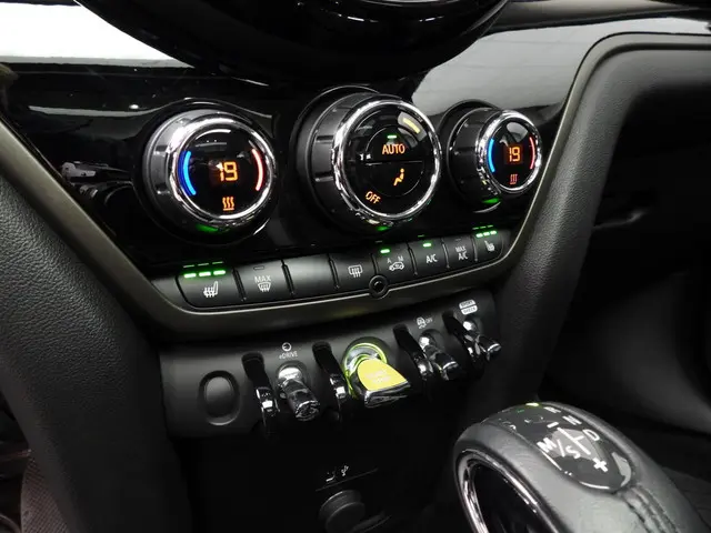 MINI Countryman SE 2021 Hybride Benzine 13