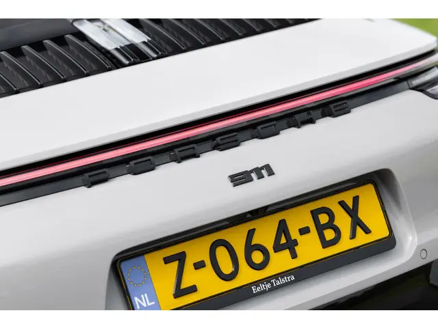 Porsche 911 3.0 Carrera GTS 2022 Benzine 121