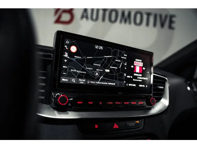 Kia Ceed 1.6 T-GDi GT 2023 Benzine 28