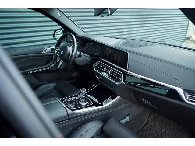 BMW X5 xDrive30d High Executive 2019 Diesel 57