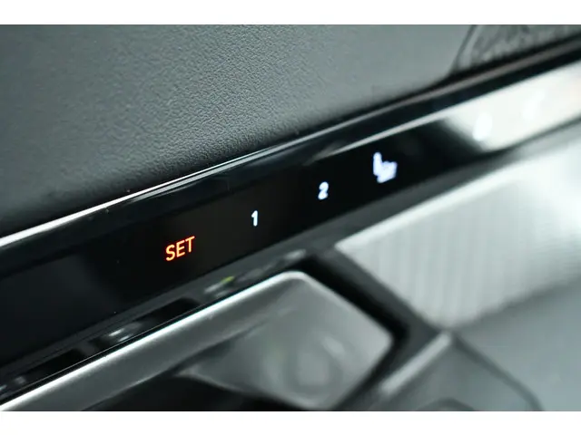 BMW 5 Serie 530e M-Sport 2024 Hybride Benzine 52