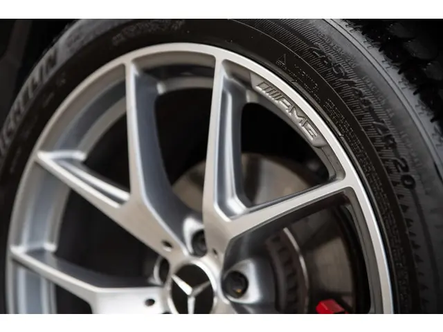 Mercedes-Benz GLC AMG 43 4MATIC Premium 2019 Benzine 38