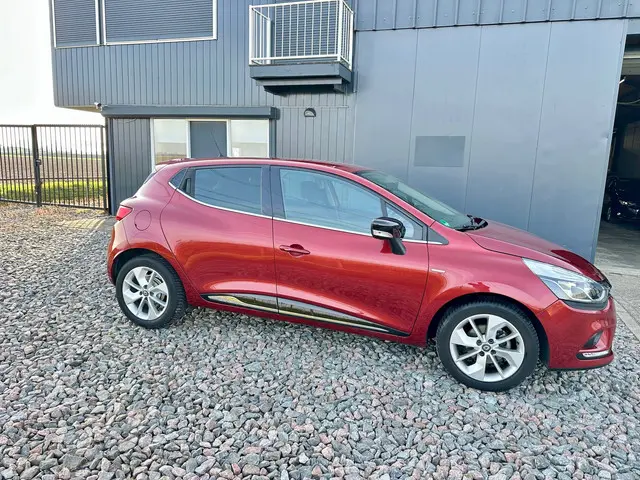 Renault Clio 0.9 TCe Limited 2018 Benzine 10