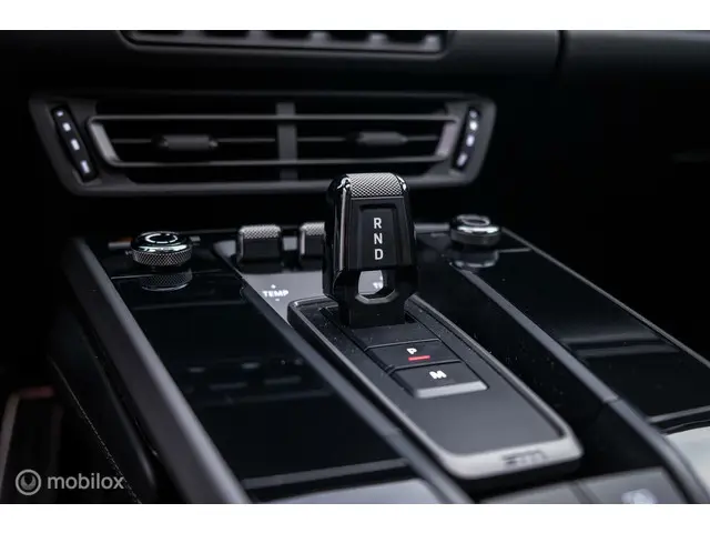 Porsche 911 3.0 Carrera 2020 Benzine 56