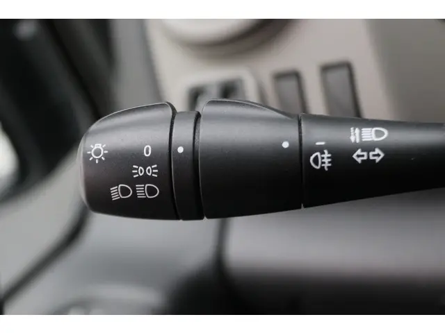 Renault Trafic 1.6 dCi T29 L2H1 DC Comfort 2016 Diesel 32