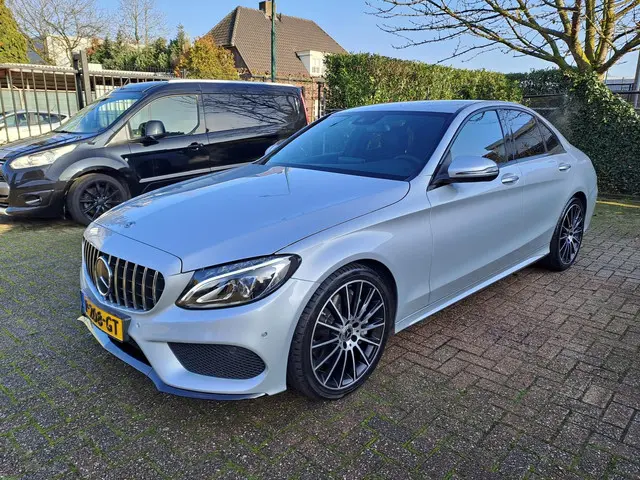 Mercedes-Benz C-Klasse 300 Prestige 2017 Benzine 9