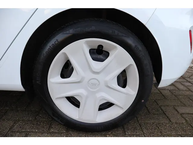 Ford Fiesta 1.1 Trend 2019 Benzine 19