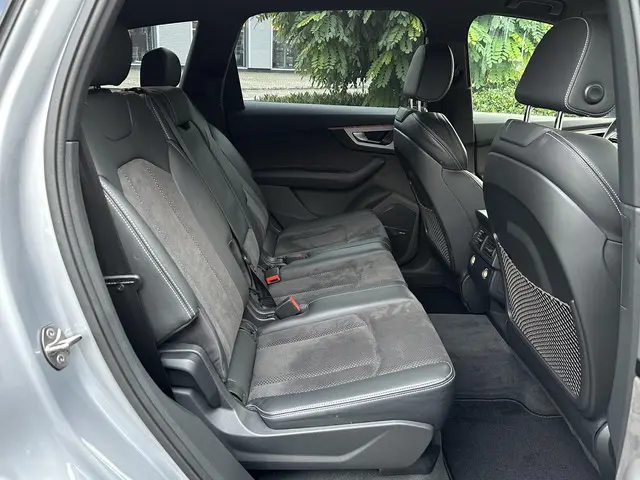 Audi Q7 3.0 TFSI quattro Pro Line S 2015 Benzine 42