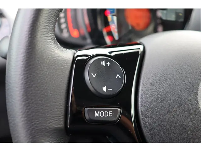 Toyota Aygo 1.0 VVT-i x-play Apple carplay, 2020 Benzine 16