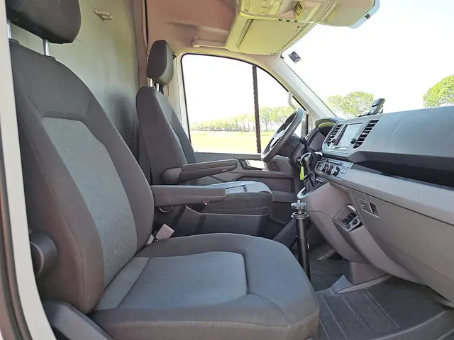 Volkswagen Crafter 2.0 2019 Diesel 7