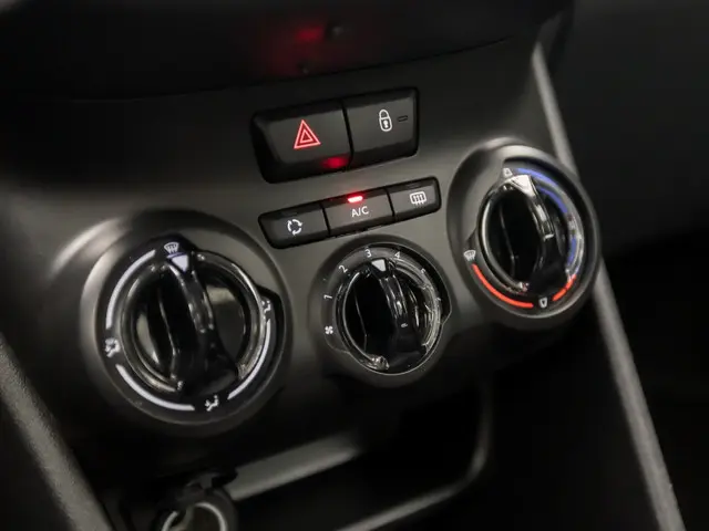 Peugeot 208 1.2 VTi Sport 2013 Benzine 9