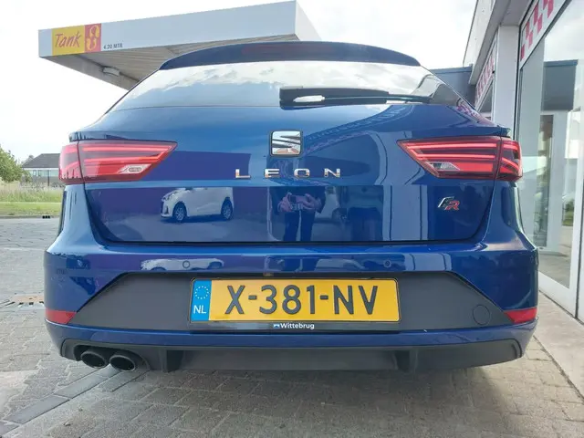 SEAT Leon ST 1.4 EcoTSI FR Business Intense 2017 Benzine 10