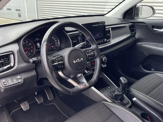 Kia Rio 1.0 T-GDi MHEV GT-Line 2023 Hybride Benzine 17