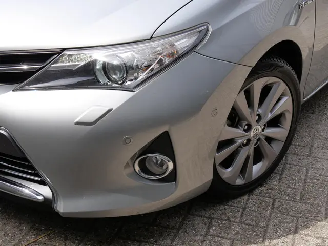 Toyota Auris 1.8 Hybrid Lease Pro 2013 Hybride Benzine 25