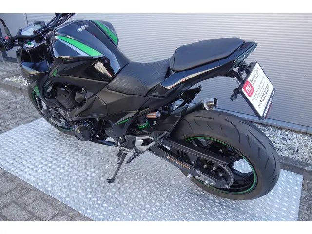 Kawasaki Z800 ABS 2016 Benzine 16