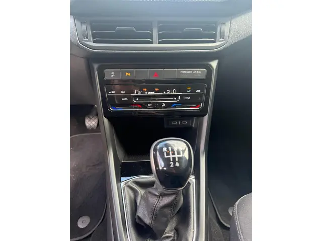 Volkswagen T-Cross 1.0 TSI Go 2023 Benzine 22