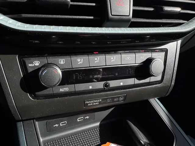 SEAT Arona 1.0 TSI Xperience Connect 2022 Benzine 13