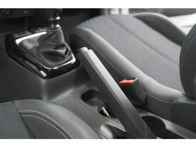 Opel Corsa 1.2 Turbo 100 Ultimate 2023 Benzine 41