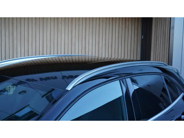 Mercedes-Benz GLA 180 122pk 2x AMG-Line 2019 Benzine 51