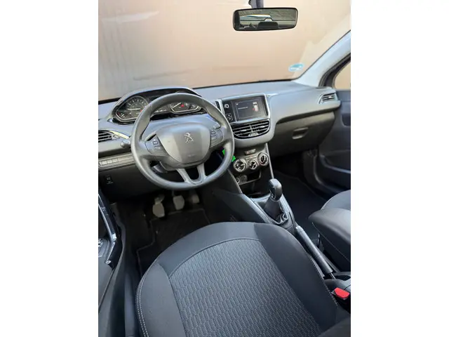 Peugeot 208 1.2 PureTech Blue Lion 2018 Benzine 3