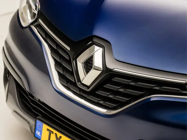 Renault Kadjar 1.2 TCe Bose Sport 2018 Benzine 18