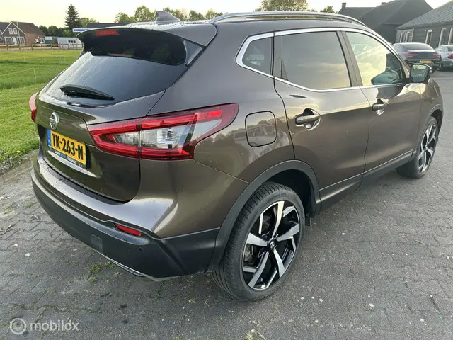 Nissan QASHQAI 1.2 Tekna 2018 Benzine 4