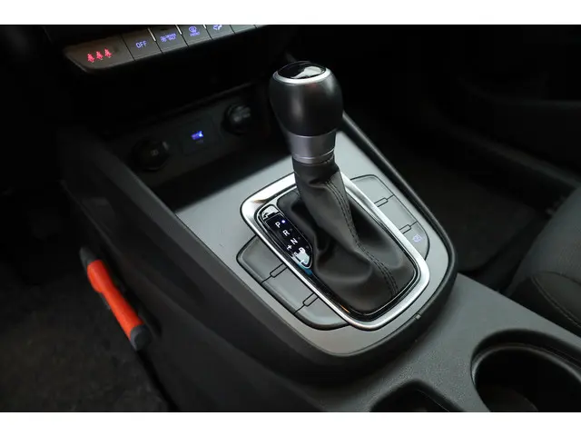 Hyundai Kona 1.6 GDI HEV Fashion 2022 Hybride Benzine 6
