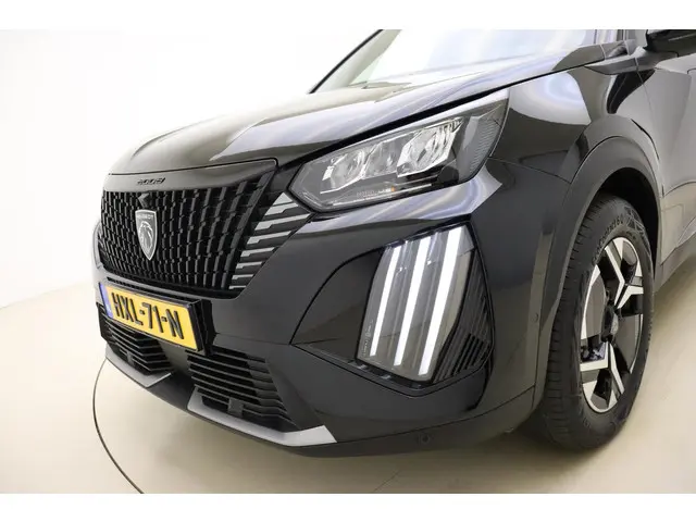 Peugeot 2008 1.2 Hybrid 136 Allure 2024 Hybride Benzine 17