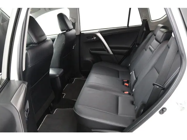 Toyota RAV4 2.5 Hybrid Energy Plus 2019 Hybride Benzine 18