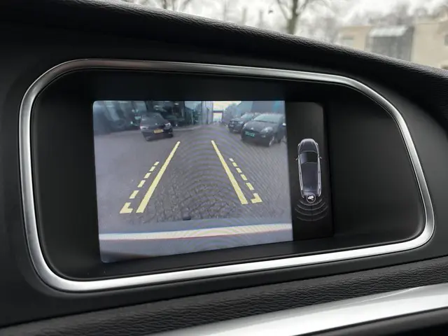 Volvo V40 1.6 T4 Momentum 2013 Benzine 15