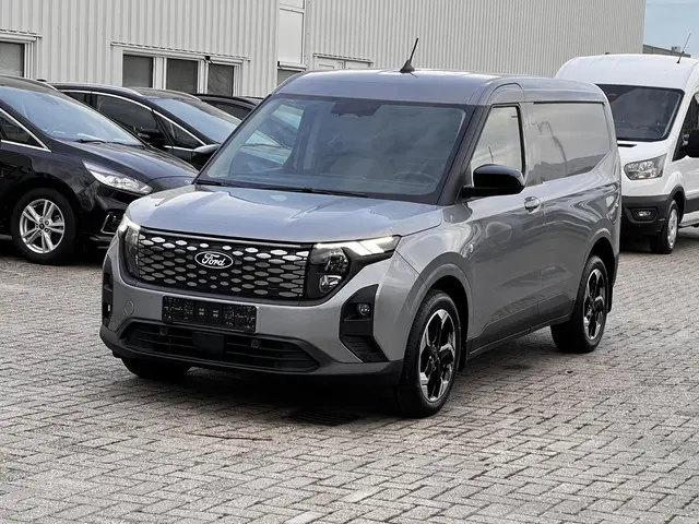 Ford E-Transit Courier Limited 44 kWh 2025 Elektrisch 6